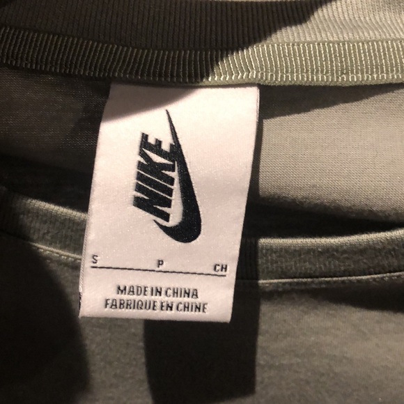 Lebron James x John Elliott Long Sleeve - Picture 4 of 5